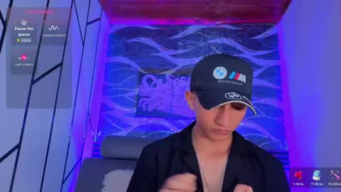 oliver mr  online show from April 13, 2026, 7:41 pm