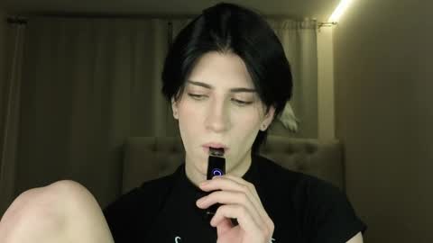 oliver online show from April 15, 2026, 7:58 pm