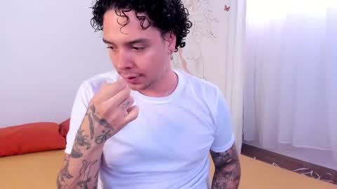 Mr Blue Sky online show from December 2, 2024, 2:08 pm