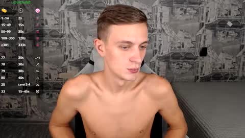 Snapshot of oliverfresh chatting on September 24, 2025, 9:12 am Oliver online show from September 24, 2025, 9:12 am