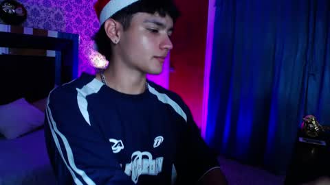 Snapshot of olivermorgan69 chatting on December 19, 2024, 2:23 am Oliver online show from December 19, 2024, 2:23 am