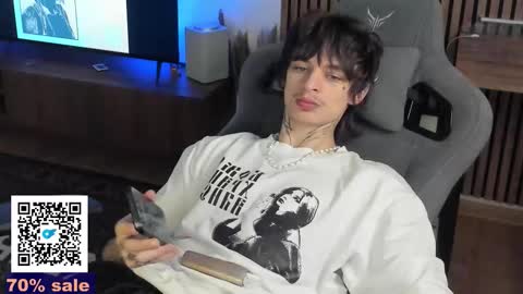 Snapshot of oliverrgroove chatting on March 20, 2026, 3:28 pm oliverrgroove online show from March 20, 2026, 3:28 pm