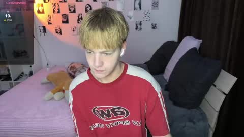 oliver online show from September 17, 2025, 3:30 am