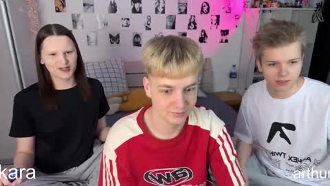 oliver online show from February 1, 2026, 6:06 pm