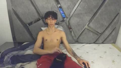 Snapshot of oliverthompson_01 chatting on October 2, 2025, 6:20 am oliverthompson_01 online show from October 2, 2025, 6:20 am