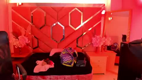  OLIVIA  online show from June 21, 2026, 4:04 am