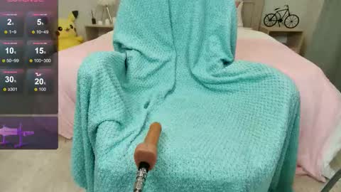 Olivia Hi guys Follow me  online show from November 24, 2025, 12:10 am