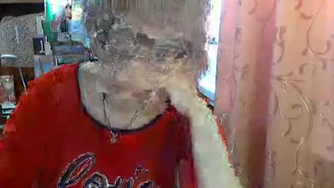 Olivia Mia online show from April 7, 2026, 7:31 am