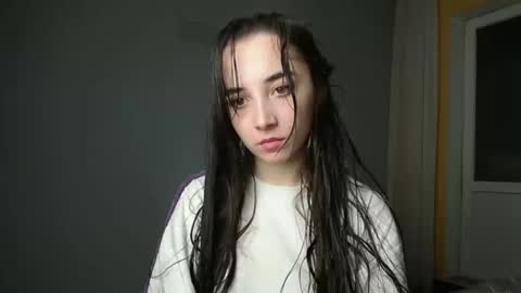 Snapshot of olivia_oliv chatting on December 31, 2024, 2:47 pm Olivia online show from December 31, 2024, 2:47 pm