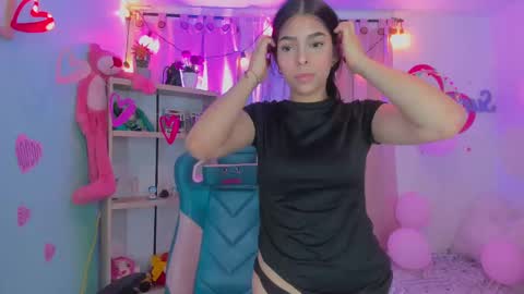 Snapshot of olivia_pretty_ chatting on February 22, 2025, 6:41 pm olivia_pretty_ online show from February 22, 2025, 6:41 pm