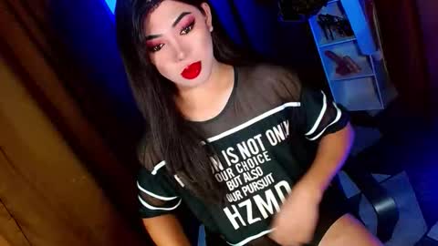Snapshot of olivia_the_temptress27 chatting on September 13, 2025, 8:52 pm Miss OLIVIA online show from September 13, 2025, 8:52 pm
