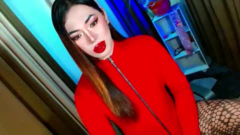 Snapshot of olivia_the_temptress27 chatting on October 10, 2025, 7:40 am Miss OLIVIA online show from October 10, 2025, 7:40 am