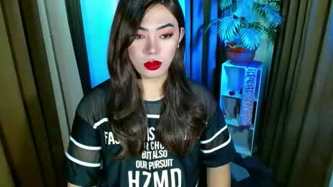 Snapshot of olivia_the_temptress27 chatting on October 17, 2025, 6:49 am Miss OLIVIA online show from October 17, 2025, 6:49 am