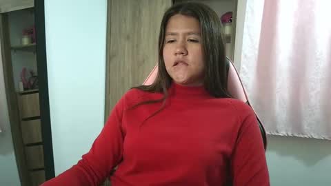 Olivia online show from September 23, 2025, 1:36 pm