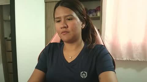 Olivia online show from October 21, 2025, 2:18 pm