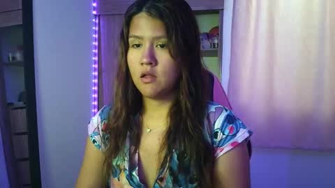 Olivia online show from October 26, 2025, 7:09 pm