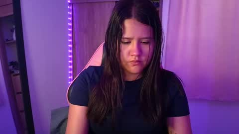 Olivia online show from April 13, 2026, 12:43 pm