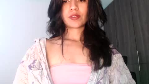 Snapshot of oliviaaa__ chatting on January 24, 2025, 3:02 pm oliviaaa__ online show from January 24, 2025, 3:02 pm