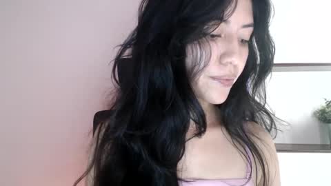 Snapshot of oliviaaa__ chatting on October 7, 2025, 4:15 pm oliviaaa__ online show from October 7, 2025, 4:15 pm