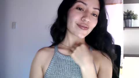 Snapshot of oliviaaa__ chatting on October 17, 2025, 4:31 pm oliviaaa__ online show from October 17, 2025, 4:31 pm