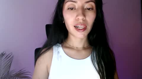 oliviaaa__ online show from March 25, 2026, 4:46 pm
