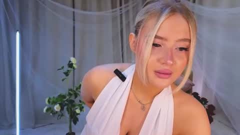 Olivia online show from July 3, 2026, 9:27 am