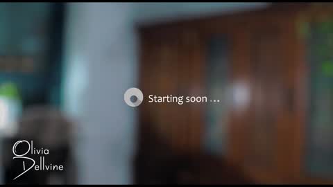 Snapshot of oliviadellvine chatting on December 14, 2024, 1:39 am Olivia online show from December 14, 2024, 1:39 am