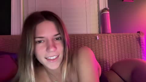 Snapshot of oliviahansleyy chatting on January 9, 2025, 5:55 am Olivia online show from January 9, 2025, 5:55 am