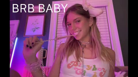 Olivia online show from February 21, 2025, 8:07 am