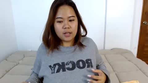 olivia hollywood online show from February 14, 2025, 8:37 pm