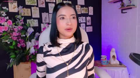 Snapshot of oliviamcneill chatting on January 20, 2025, 12:28 pm Olivia Mcneill  online show from January 20, 2025, 12:28 pm