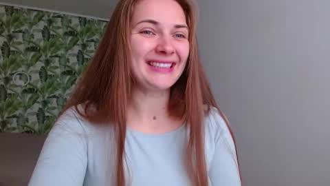 Olivia online show from October 14, 2025, 4:24 am