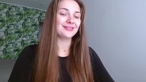 Olivia online show from October 18, 2025, 4:26 am