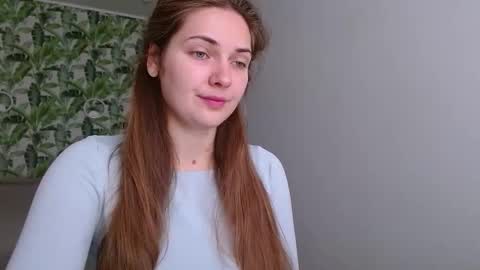 Olivia online show from October 19, 2025, 4:24 am