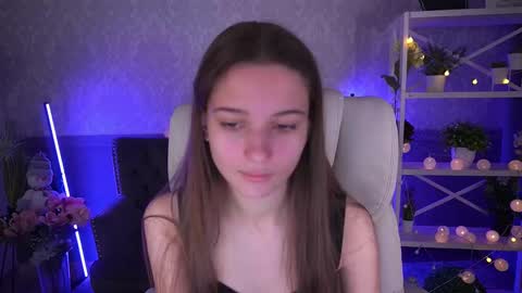 Olivia online show from December 19, 2024, 6:56 am