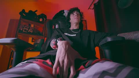     online show from April 12, 2026, 1:54 am