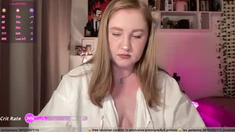 OllyDoll online show from July 18, 2026, 9:18 pm