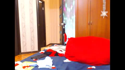 olvia online show from January 14, 2025, 9:41 pm