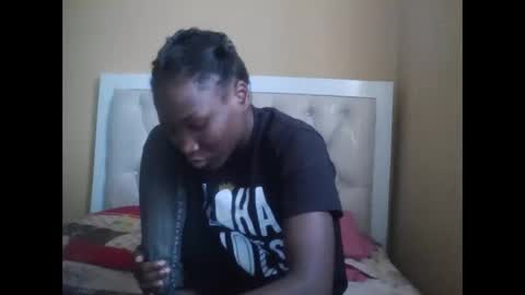 olwami4 online show from December 16, 2025, 2:22 pm