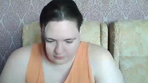 OlyaAndNetty online show from June 19, 2026, 7:45 am