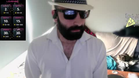 Snapshot of ona_nisme chatting on April 30, 2026, 6:03 pm ona nisme online show from April 30, 2026, 6:03 pm