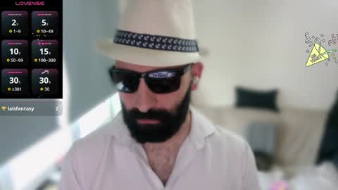 Snapshot of ona_nisme chatting on May 14, 2026, 6:42 am ona nisme online show from May 14, 2026, 6:42 am