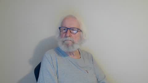 Somewhere over the rainbow online show from January 6, 2025, 3:40 pm