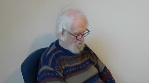 Somewhere over the rainbow online show from January 11, 2025, 7:39 am