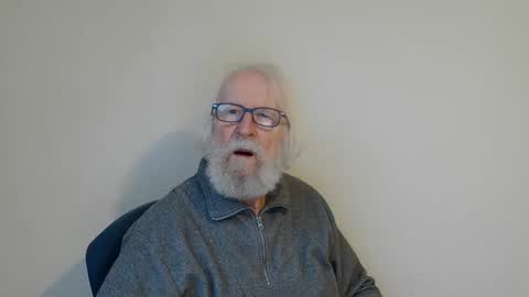 Snapshot of onanister chatting on January 19, 2025, 7:57 am Somewhere over the rainbow online show from January 19, 2025, 7:57 am