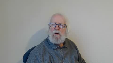 Snapshot of onanister chatting on January 20, 2025, 7:47 am Somewhere over the rainbow online show from January 20, 2025, 7:47 am