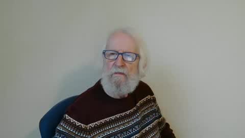 Snapshot of onanister chatting on January 30, 2025, 7:50 am Somewhere over the rainbow online show from January 30, 2025, 7:50 am