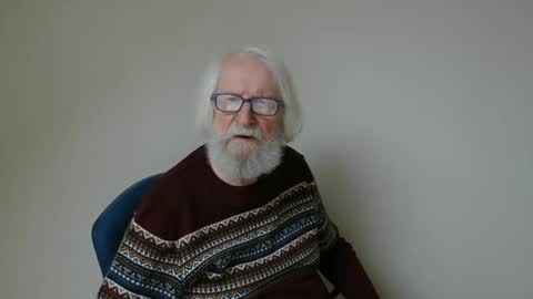 Snapshot of onanister chatting on January 31, 2025, 1:23 pm Somewhere over the rainbow online show from January 31, 2025, 1:23 pm