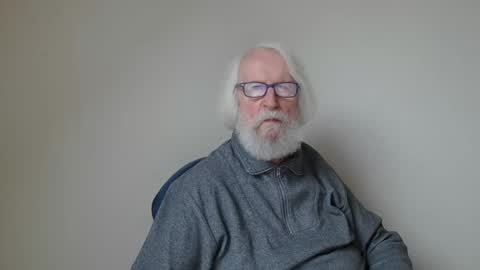 Snapshot of onanister chatting on February 12, 2025, 3:49 pm Somewhere over the rainbow online show from February 12, 2025, 3:49 pm