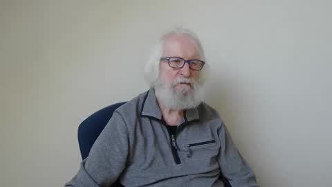 Snapshot of onanister chatting on March 7, 2025, 8:13 am Somewhere over the rainbow online show from March 7, 2025, 8:13 am